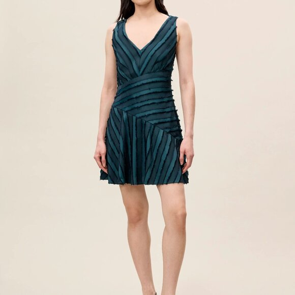 NWT Rebecca Taylor Dark Green Eyelash Mini Dress - Picture 1 of 9
